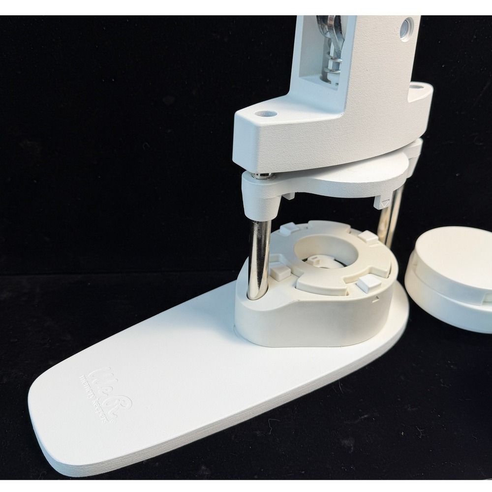 We R Memory Keepers-Button Press Maker Machine Kit with Inserts and Components - Picture 7 of 13